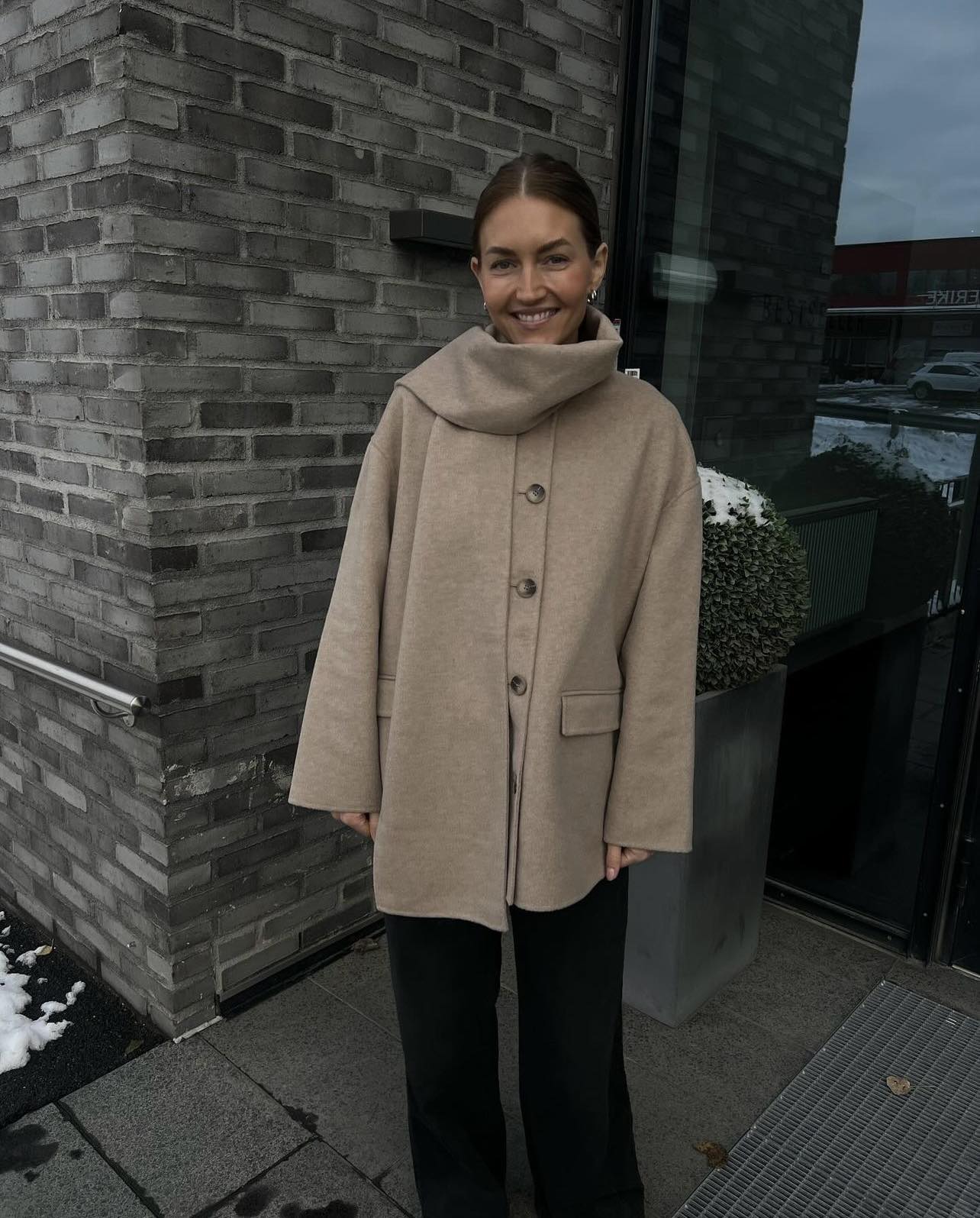 Pam Jakke - Beige/ Sandshell